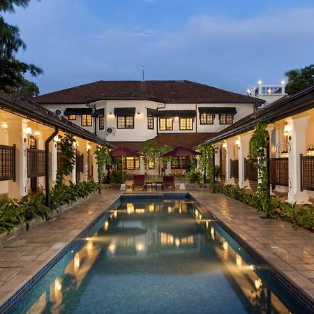 The Grand Walawwa Hotel Pinnawala  Exterior foto